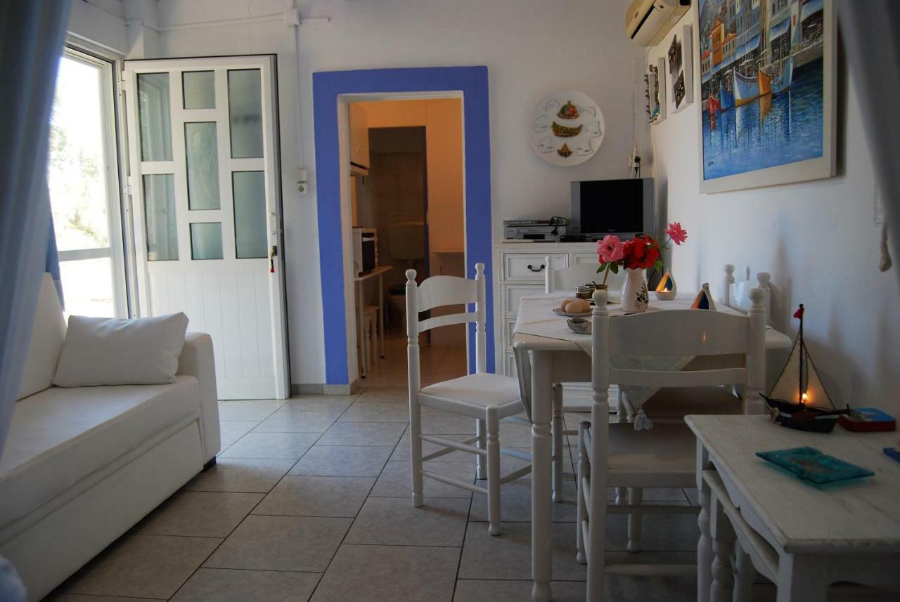 Killini Cottage Studio The Small Cyclades Kastro-Kyllini Exterior foto